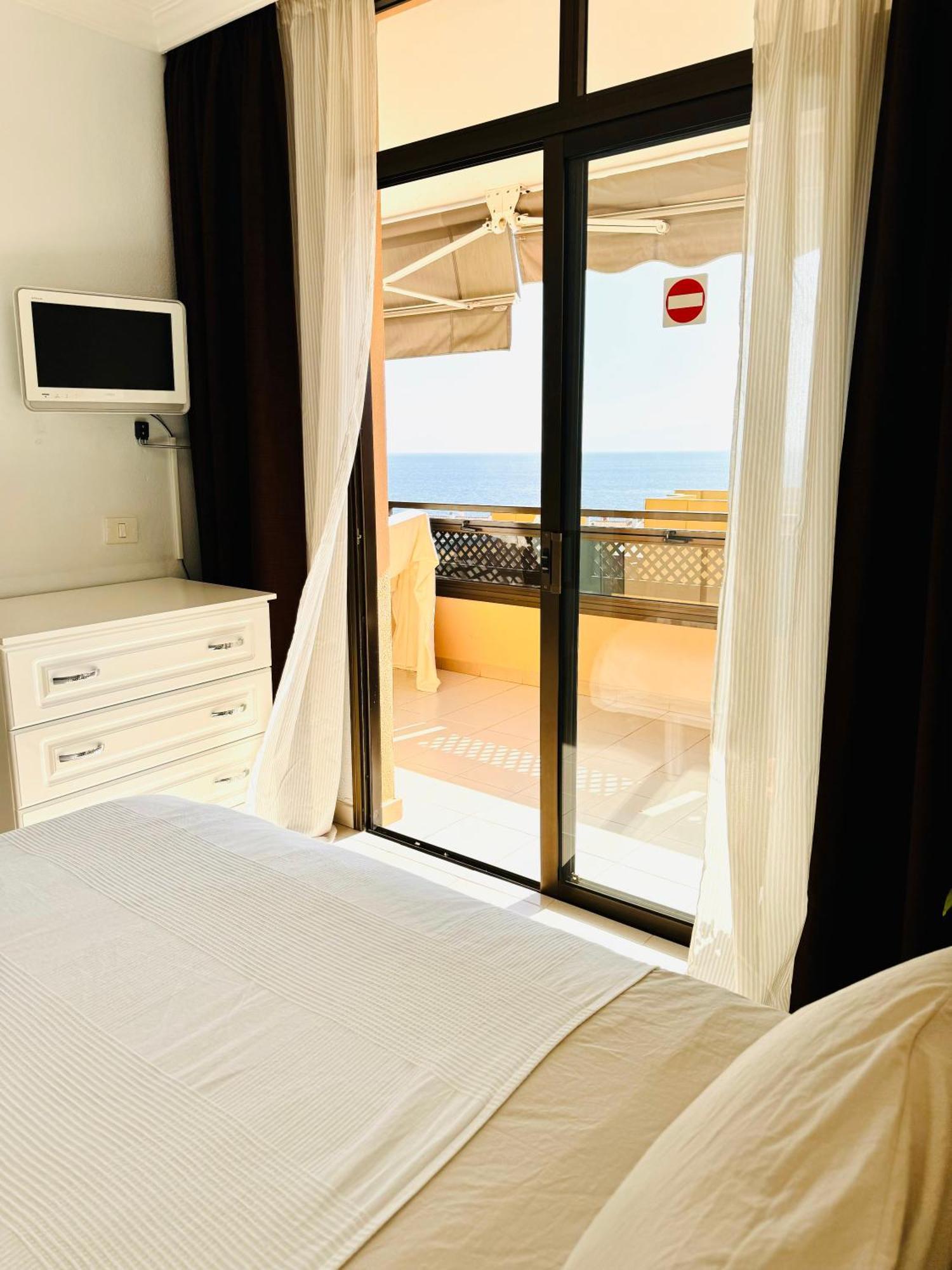 Casa Hugo - Ocean View, Quiet Pool, Fibre Net, Los Gigantes Puerto de Santiago  Bagian luar foto