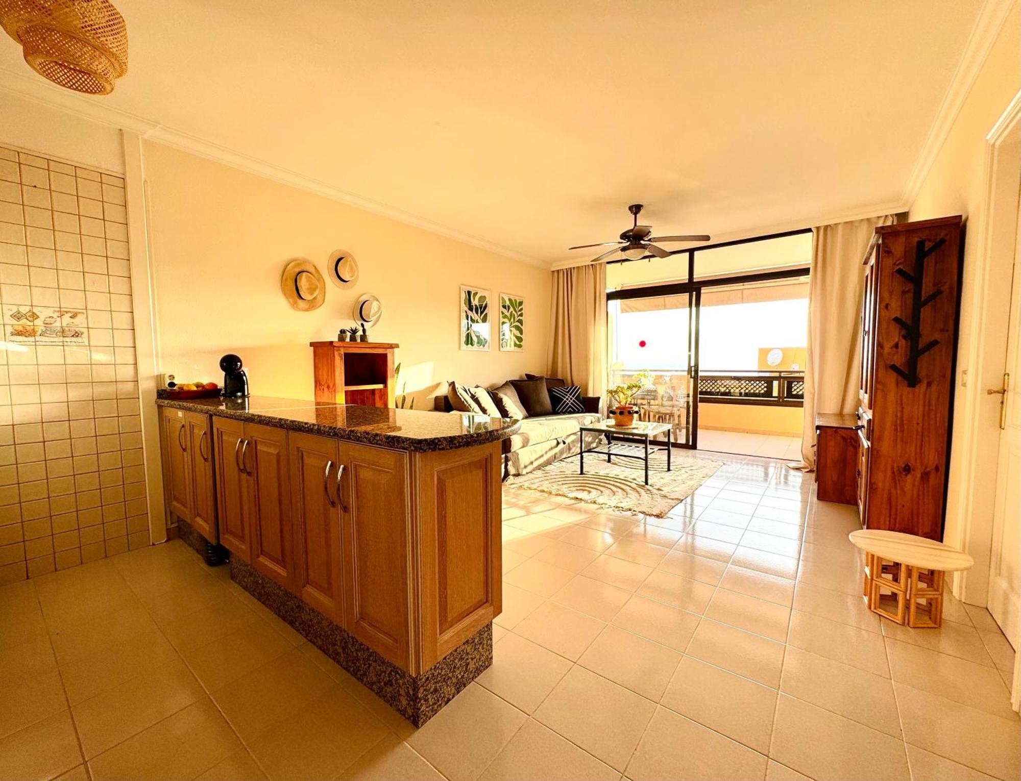 Casa Hugo - Ocean View, Quiet Pool, Fibre Net, Los Gigantes Puerto de Santiago  Bagian luar foto